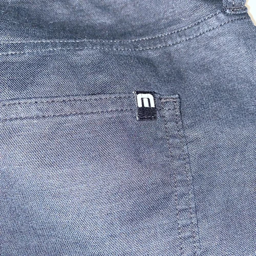 Travis Mathew Golf Pants Lot of 2 Black & Grey Lightweight Men’s Size 36 - Picture 8 of 10